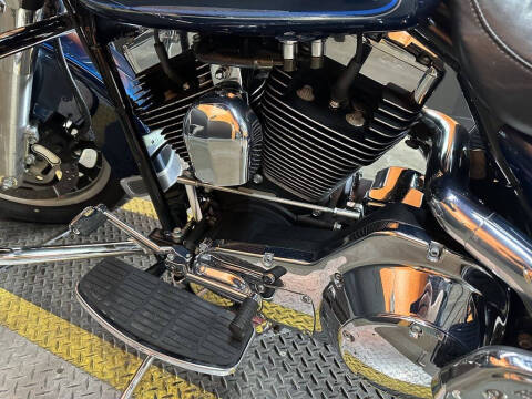 2001 Harley-Davidson® FLHTC - Electra Glide® Cl