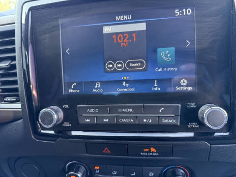 2022 Nissan Frontier SV