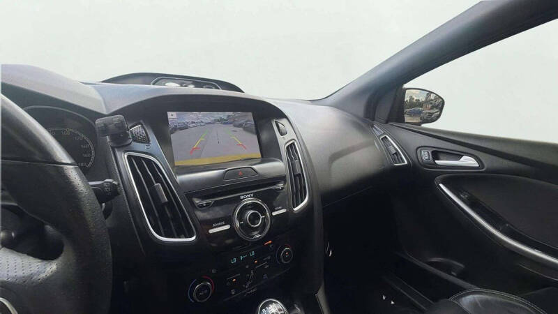 2017 Ford Focus ST