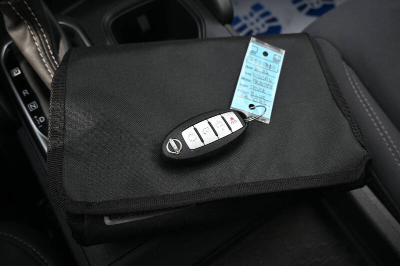 2022 Nissan Frontier SV