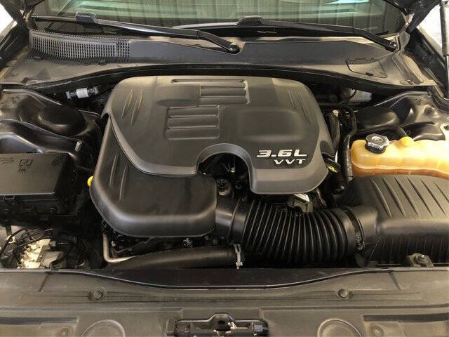 2018 Chrysler 300 S