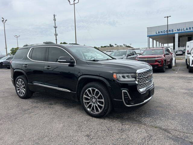 2023 GMC Acadia Denali