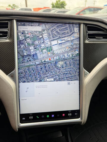 2015 Tesla Model S