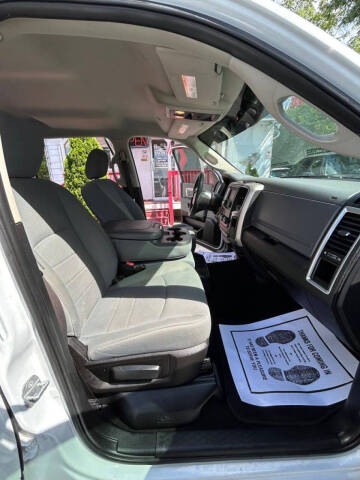 2019 RAM 1500 Classic SLT