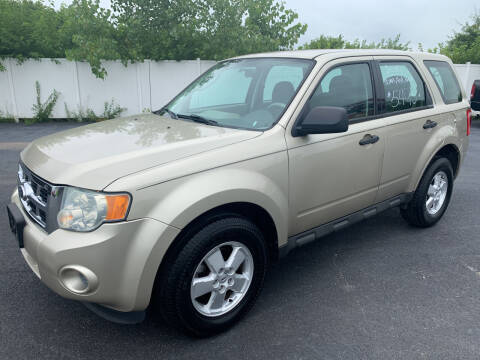 2010 Ford Escape for sale at Caps Cars Of Taylorville in Taylorville IL