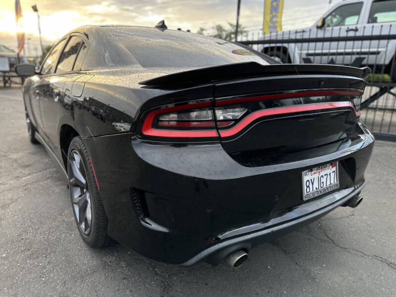 2019 Dodge Charger GT