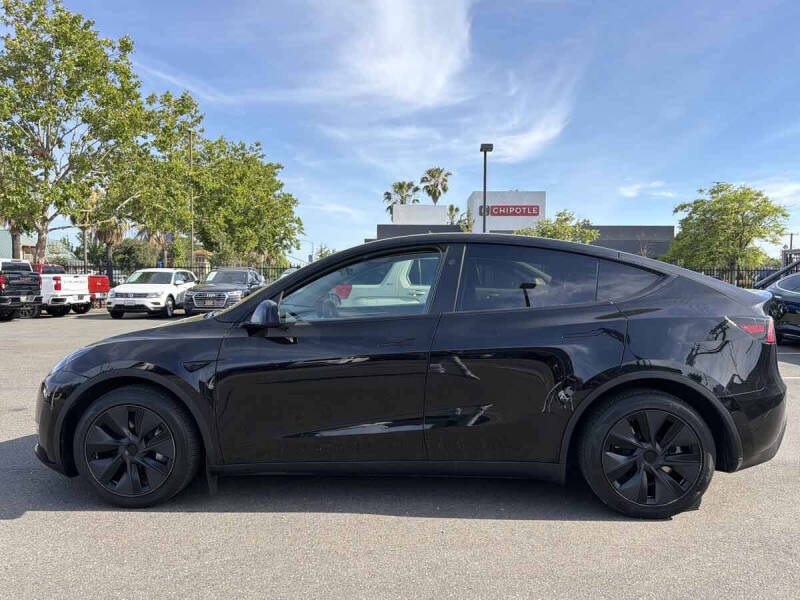 2025 Tesla Model Y Long Range