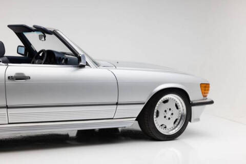 1986 Mercedes-Benz 560-Class 560 SL