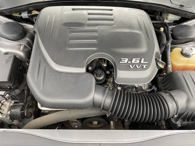 2014 Dodge Charger SXT Plus