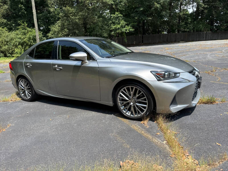 2017 Lexus IS 200t photo 8