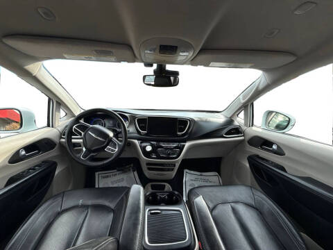 2022 Chrysler Pacifica Touring L