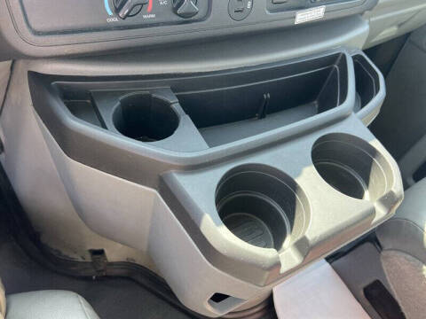 2022 Ford E-Series