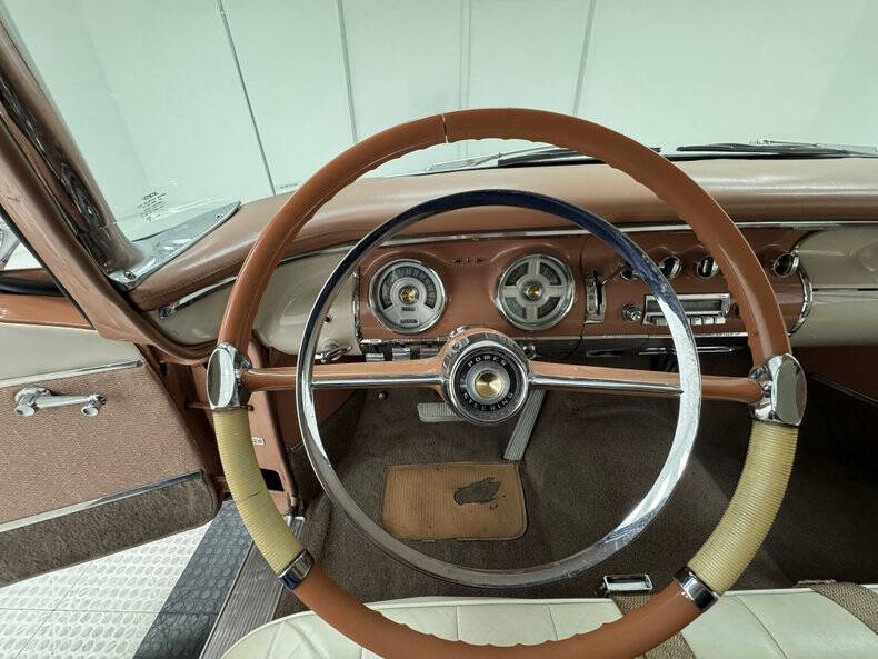 1955 Chrysler New Yorker