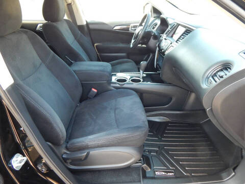 2015 Nissan Pathfinder S