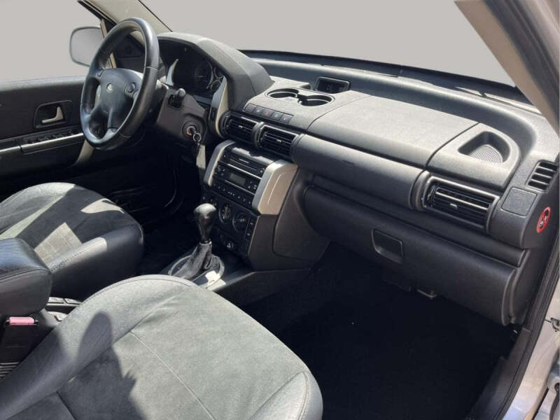 2004 Land Rover Freelander SE