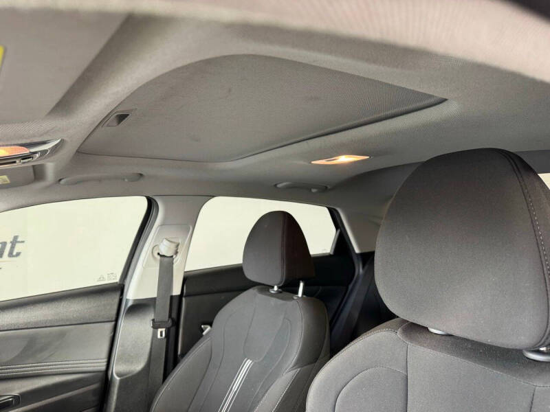 2022 Hyundai Elantra