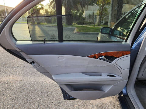 2005 Mercedes-Benz E-Class E 320