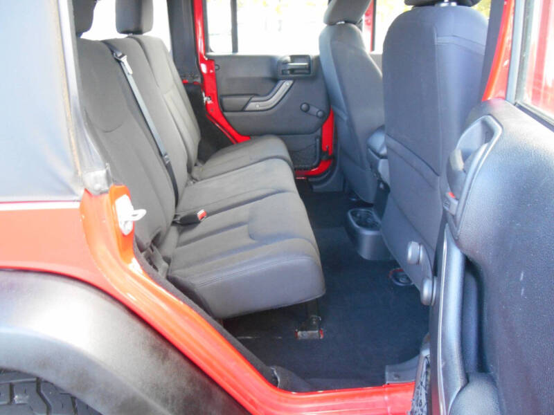 2016 Jeep Wrangler Unlimited Sport