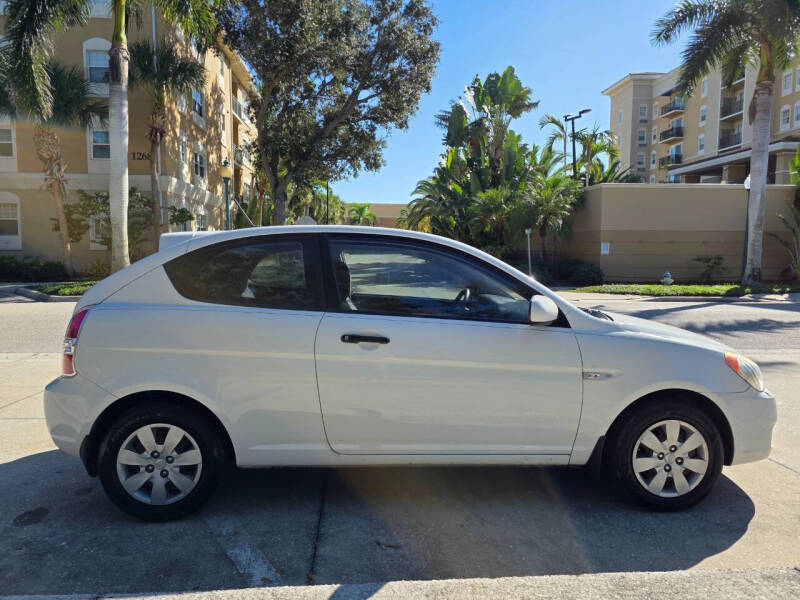 2010 Hyundai Accent GS