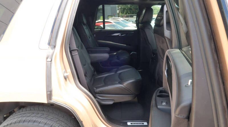 2020 Cadillac Escalade Platinum