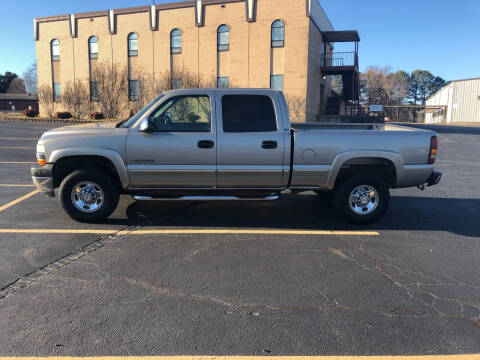 2002 Chevrolet Silverado 2500HD for sale at A&P Auto Sales in Van Buren AR