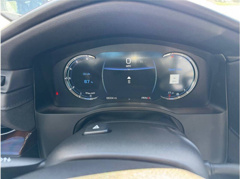 2020 Cadillac Escalade Luxury