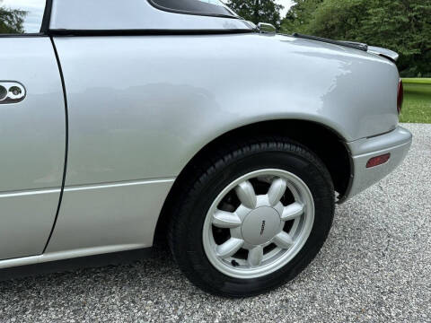 1990 Mazda MX-5 Miata