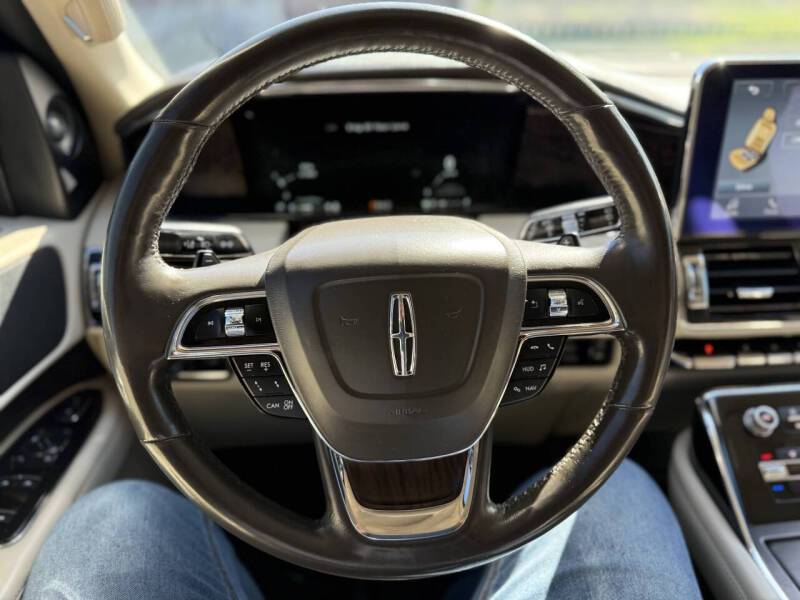 2018 Lincoln Navigator Select