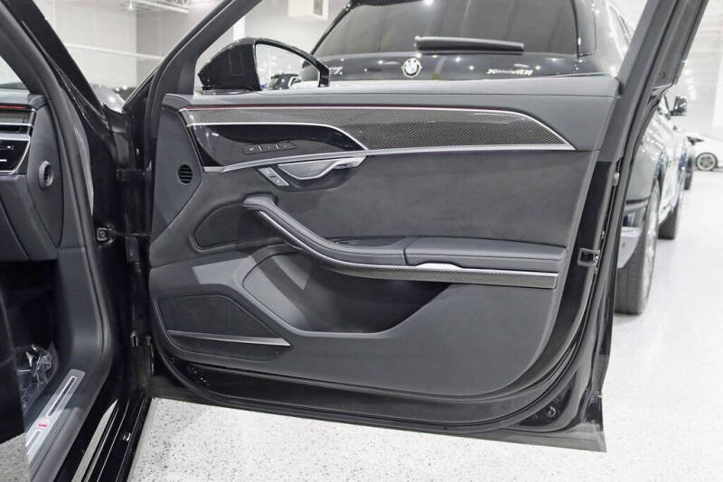 2022 Audi S8 4.0T quattro