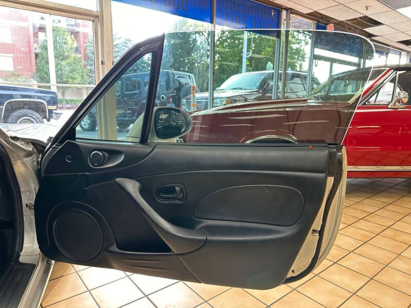 2001 Mazda MX-5 Miata