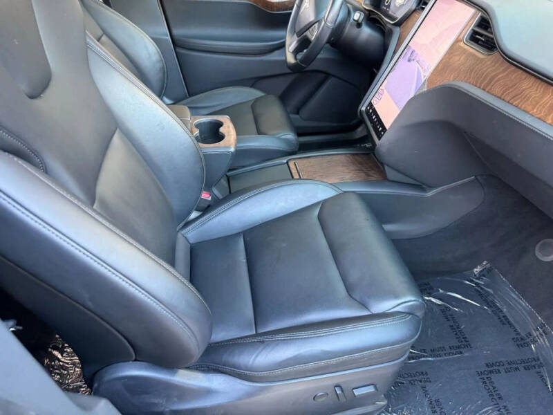 2020 Tesla Model X Long Range Plus
