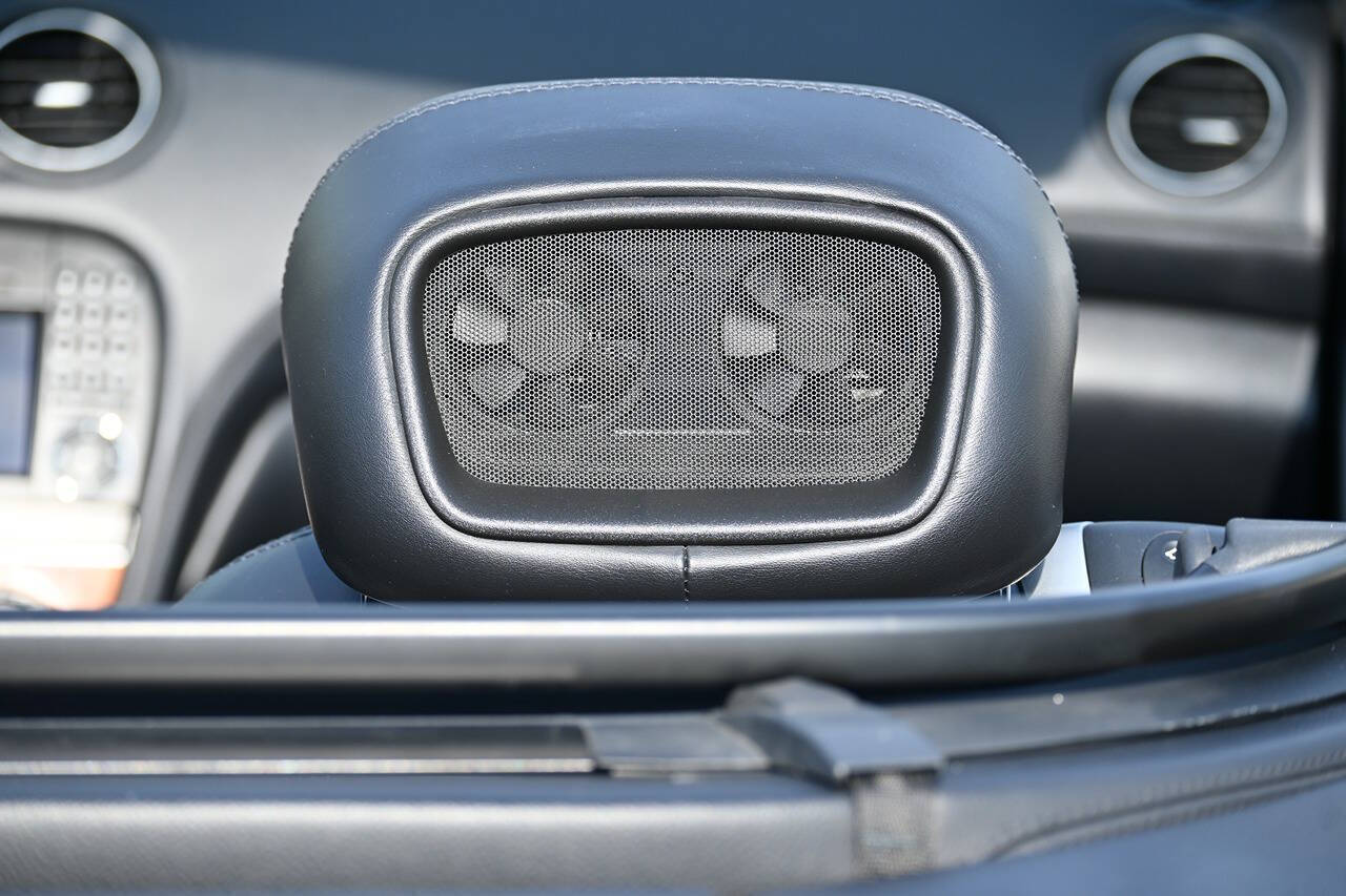 2011 Mercedes-Benz SL-Class 44