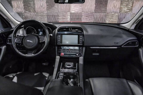 2017 Jaguar F-PACE 35t Premium