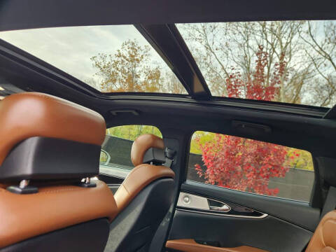 2021 Lincoln Nautilus Reserve