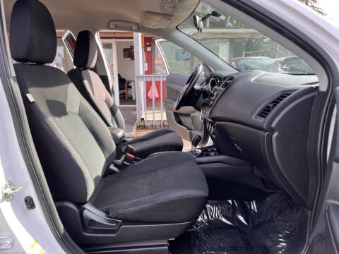 2015 Mitsubishi Outlander Sport ES