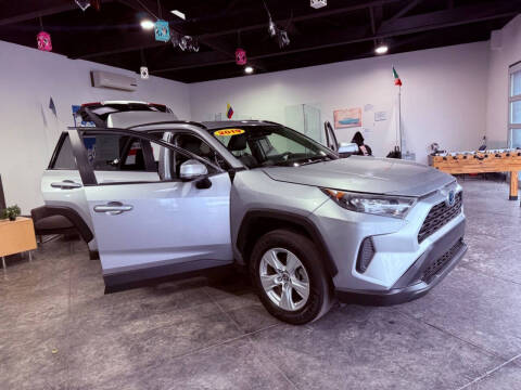 2019 Toyota RAV4 Hybrid LE
