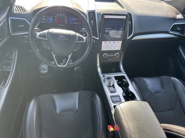 2024 Ford Edge ST