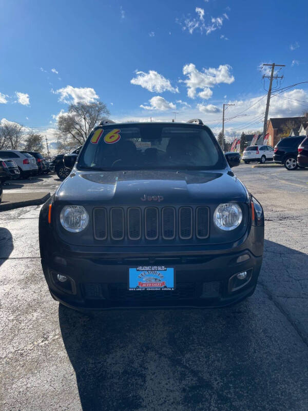 2016 Jeep Renegade Latitude photo 2