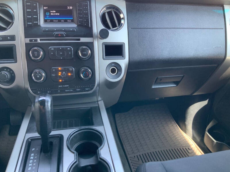 2016 Ford Expedition EL XLT