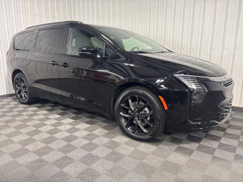2027 Chrysler Pacifica Limited