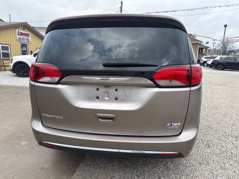 2018 Chrysler Pacifica Touring Plus