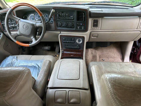 2002 Cadillac Escalade