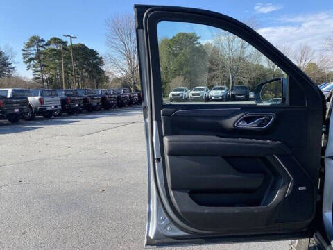 2023 GMC Yukon XL SLT