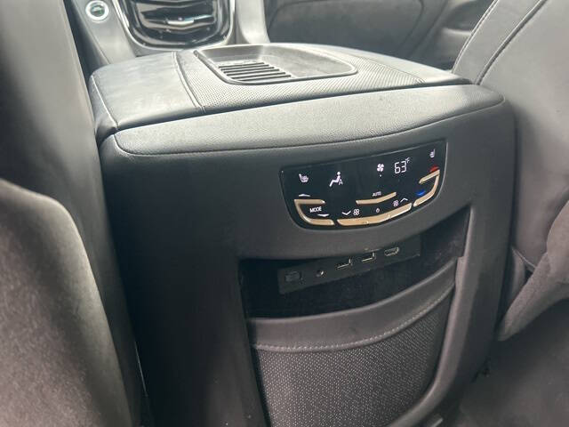 2019 Cadillac Escalade ESV Platinum