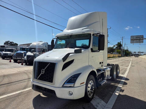 2021 Volvo VNR