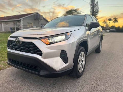2022 Toyota RAV4 LE
