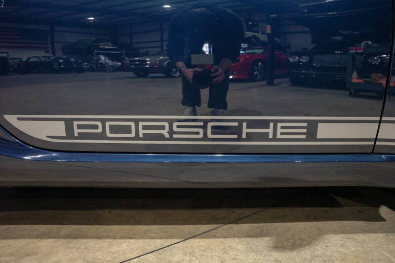 2012 Porsche Cayman R