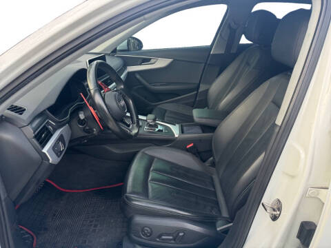 2017 Audi A4 2.0T quattro Premium