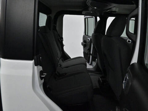 2024 Jeep Gladiator Sport