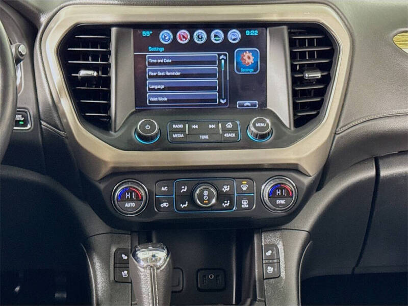 2019 GMC Acadia Denali